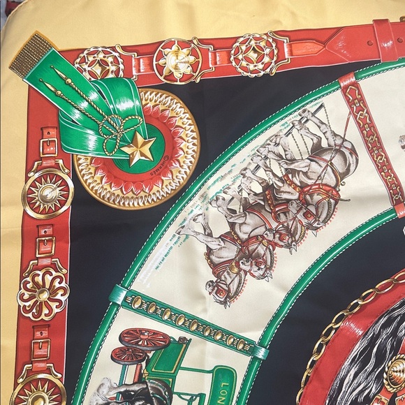 100% Authenic Hermes carre 90 Chevaux DE Trait scarf - Picture 9 of 14